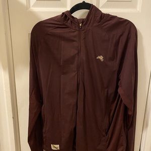 L Tracksmith Breathable Hoodie in Maroon
